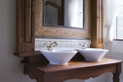 Double Washbasin