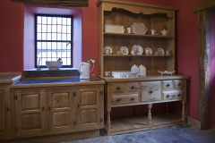 European Character Oak Kitchen